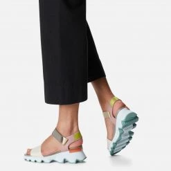 Sorel Kinetic Sandal - Chalk / Eraser Pink Women's Footwear