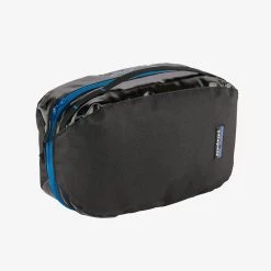 Patagonia Black Hole Cube Medium Travel Bags, Totes & Packs