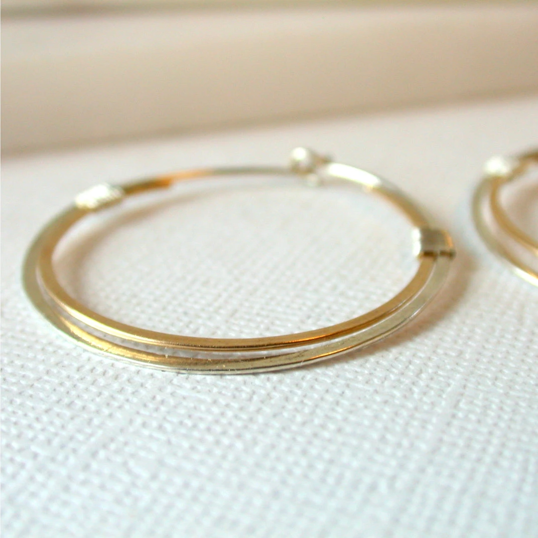 Linda Trent Jewelry Mixed Metal Double Round Hoop Earrings - Gold / Silver 1.5" 4 Linda Trent Jewelry Mixed Metal Double Round Hoop Earrings - Gold / Silver 1.5"