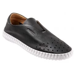 Bueno Denmark Slip-On - Black