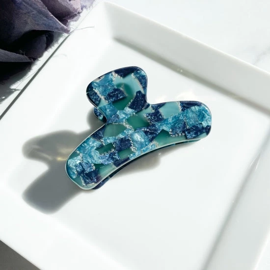 Fenna & Fei French Hair Claw - Mini Tortoise Shell Acetate Hair Clip Hair Accessories 6 Fenna & Fei French Hair Claw - Mini Tortoise Shell Acetate Hair Clip Hair Accessories