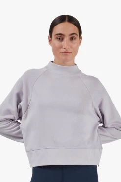 On W's Crew Neck - Lilac