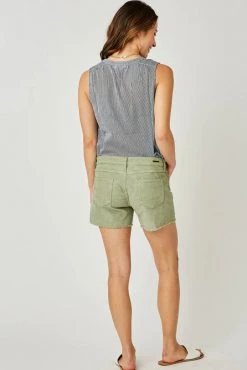 Carve Designs Oahu 4