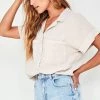 Bella Dahl Slouchy Short Sleeve Button Down - Soft Daisy Women's