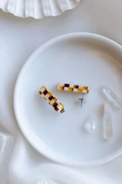 Nat And Noor Ivy Studs In Checkered Earrings