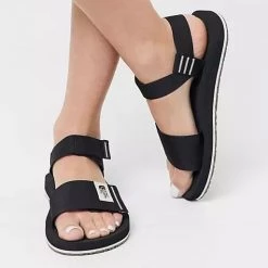 The North Face W Skeena Sandal Women's Footwear