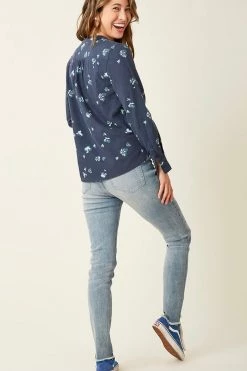 Carve Designs Women's Sale - 50% Off At Checkout Dylan Twill Shirt - Navy Love Letter