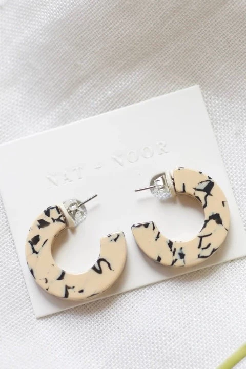 Nat And Noor Ray In Marble Semi Hoop Earrings Jewelry 3 Nat And Noor Ray In Marble Semi Hoop Earrings Jewelry