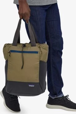 Patagonia Ultralight Black Hole Tote Pack 27L Women's Bags + Purses