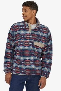 Men's Patagonia M LW Synchilla Snap-T Pullover- Coast Highway Multi Big: Sumac Red